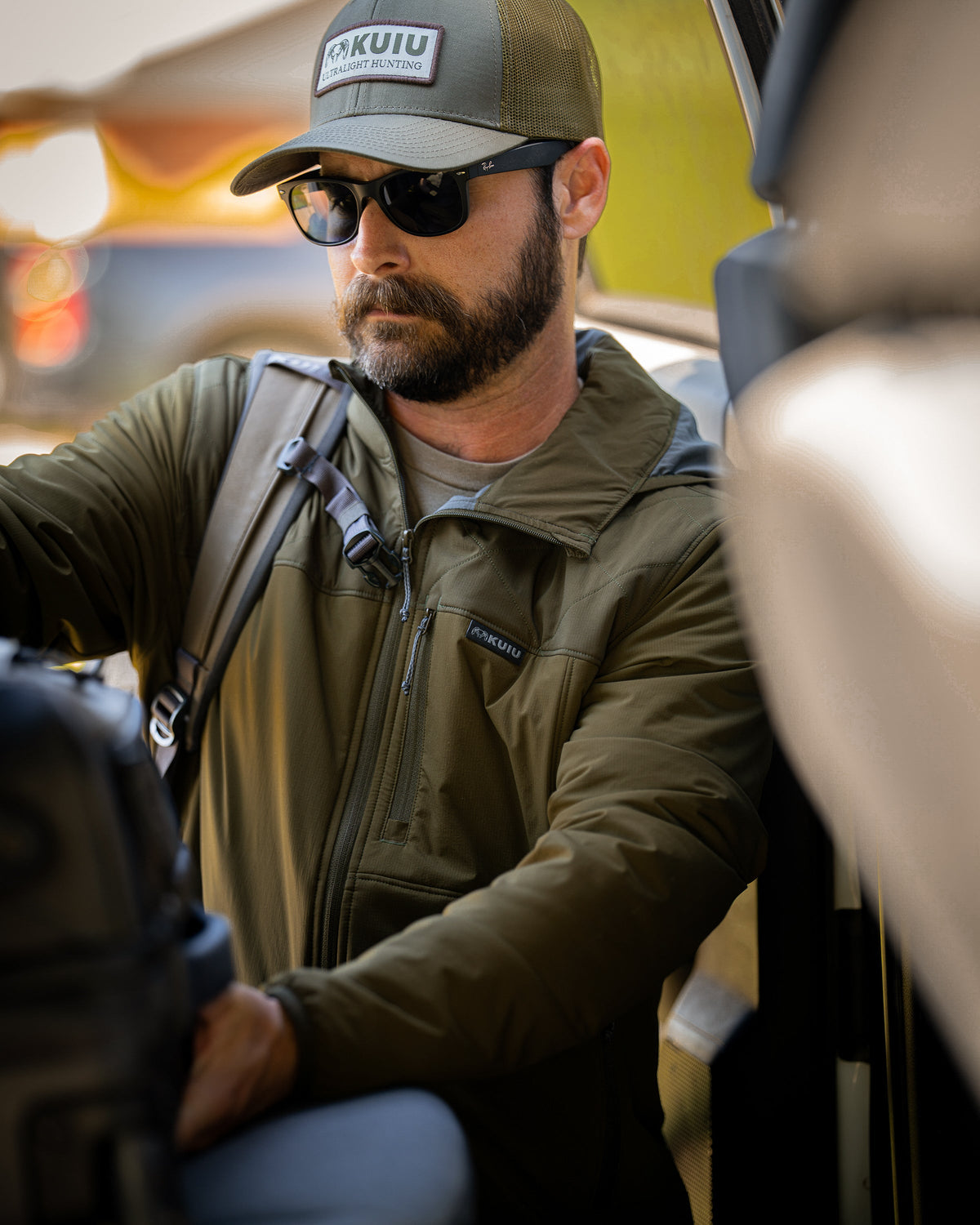 Transit Packable Hooded Jacket | Black/Gunmetal