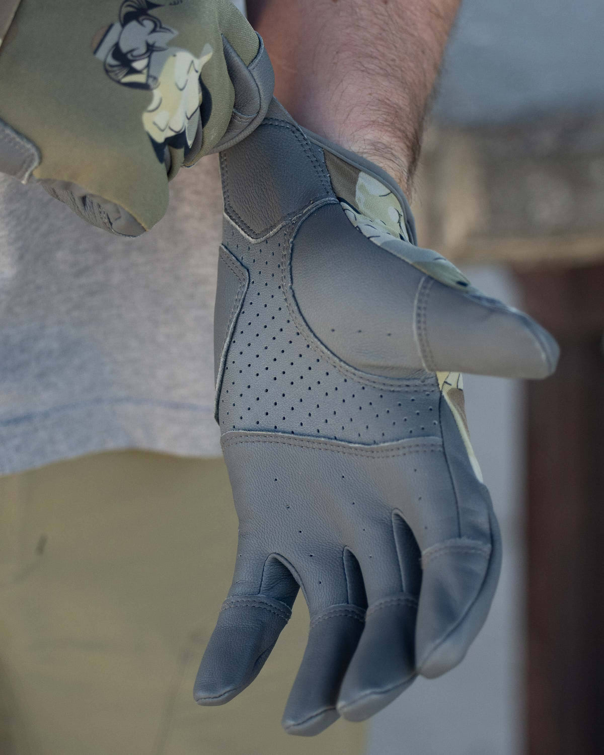 Precision Glove | Vias